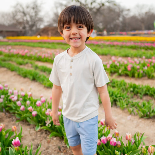 Short Sleeve Toddler Henley Tee in Oat